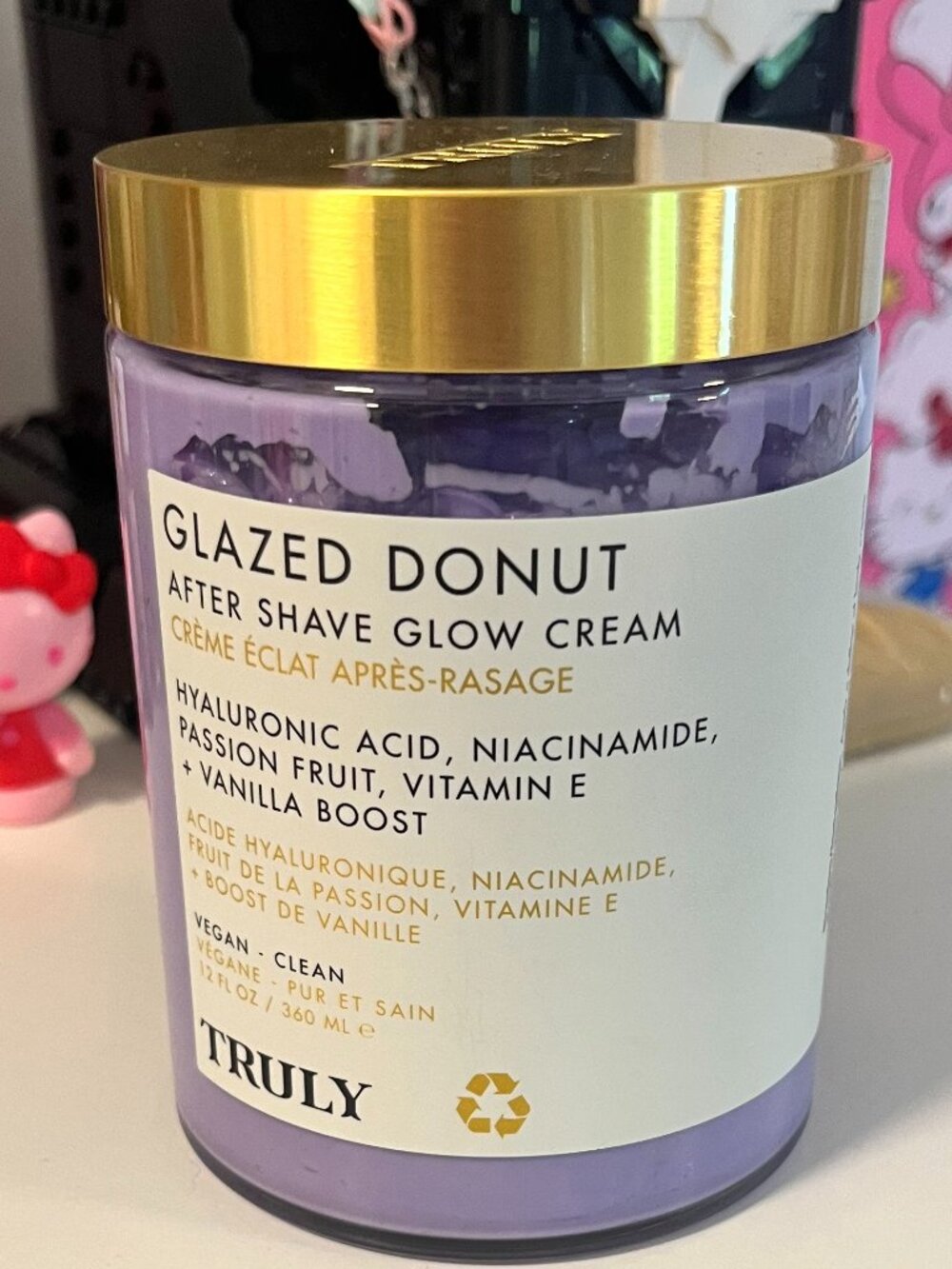 TRULY Glazed Donut After Shave Glow Cream